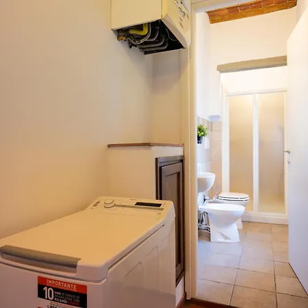 Tipica Cozy House + Parking! *