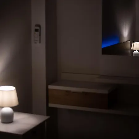 Daire Tipica Cozy House + Parking! Floransa