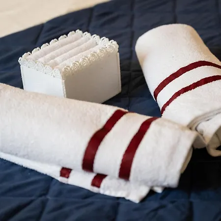 Tipica Cozy House + Parking! Appartement Florence