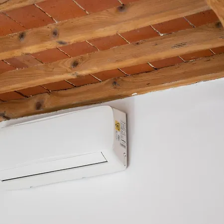 Tipica Cozy House + Parking! Appartement