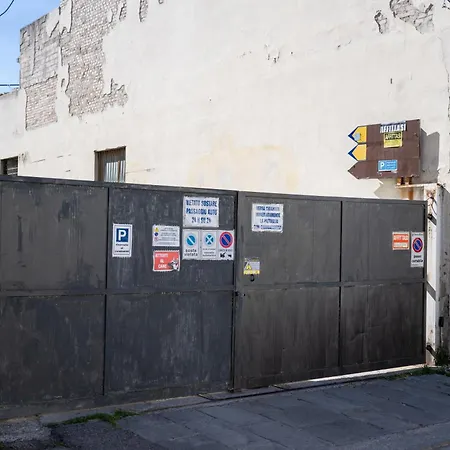 Daire Tipica Cozy House + Parking! Floransa